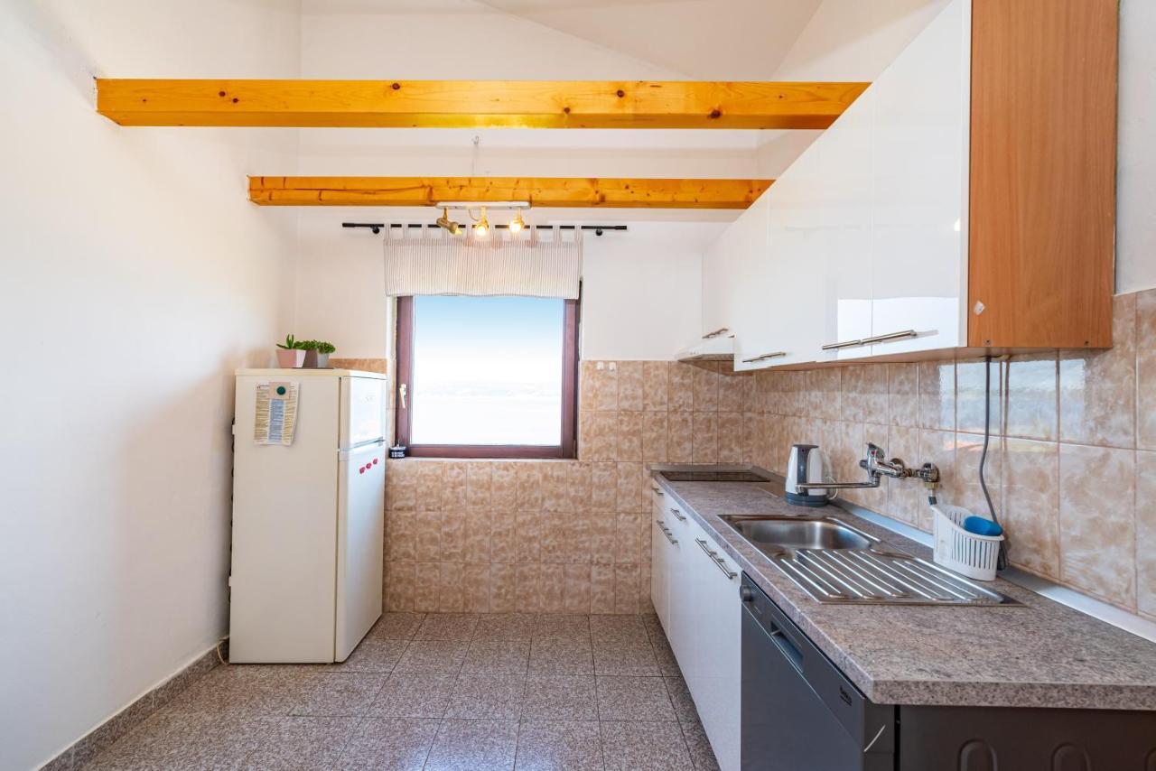 Apartment Sea And Mountain With Pool Novigrad  Cameră foto